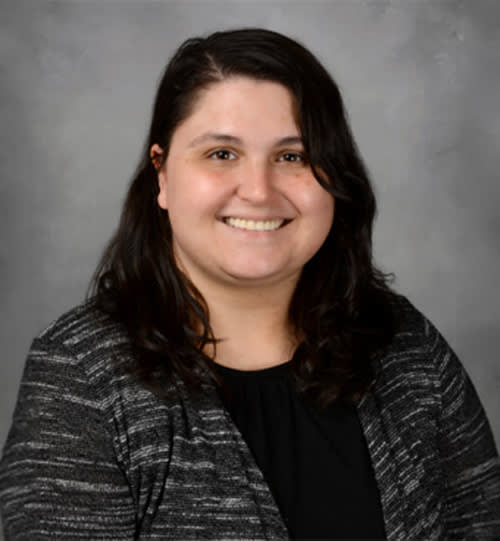 Dr. Elise Snezek, Santa Clarita Veterinarian
